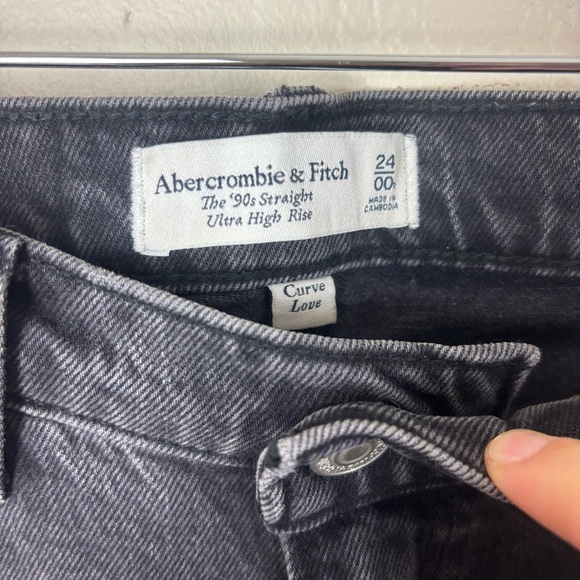 Abercrombie The 90's Relaxed Jean High Rise Curve Love In Black Women’s Sz 24 - Picture 4 of 5